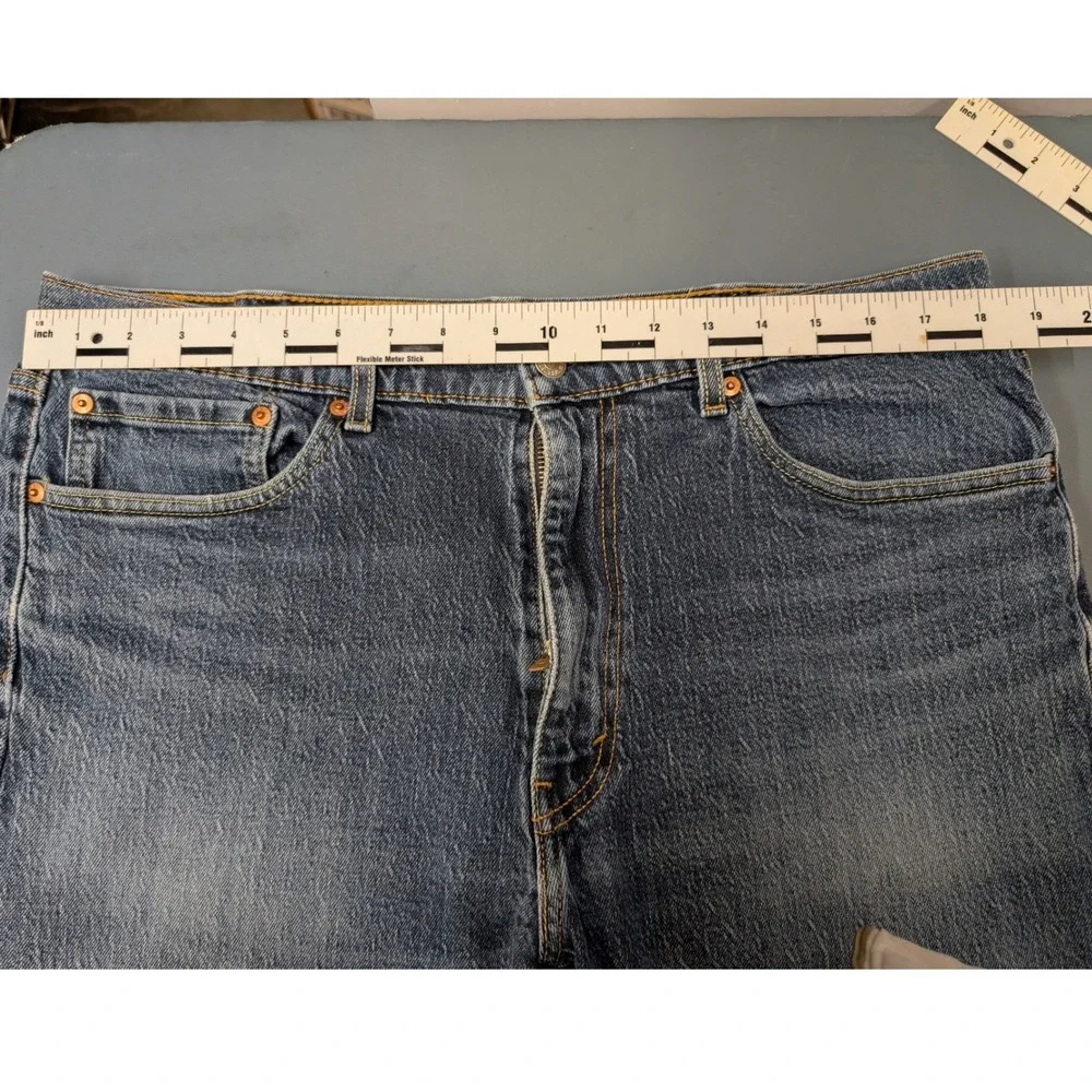 Levi's 505 Regular Fit Jeans Mens 38x30 Blue Medium Wash Straight Leg 00505-2018